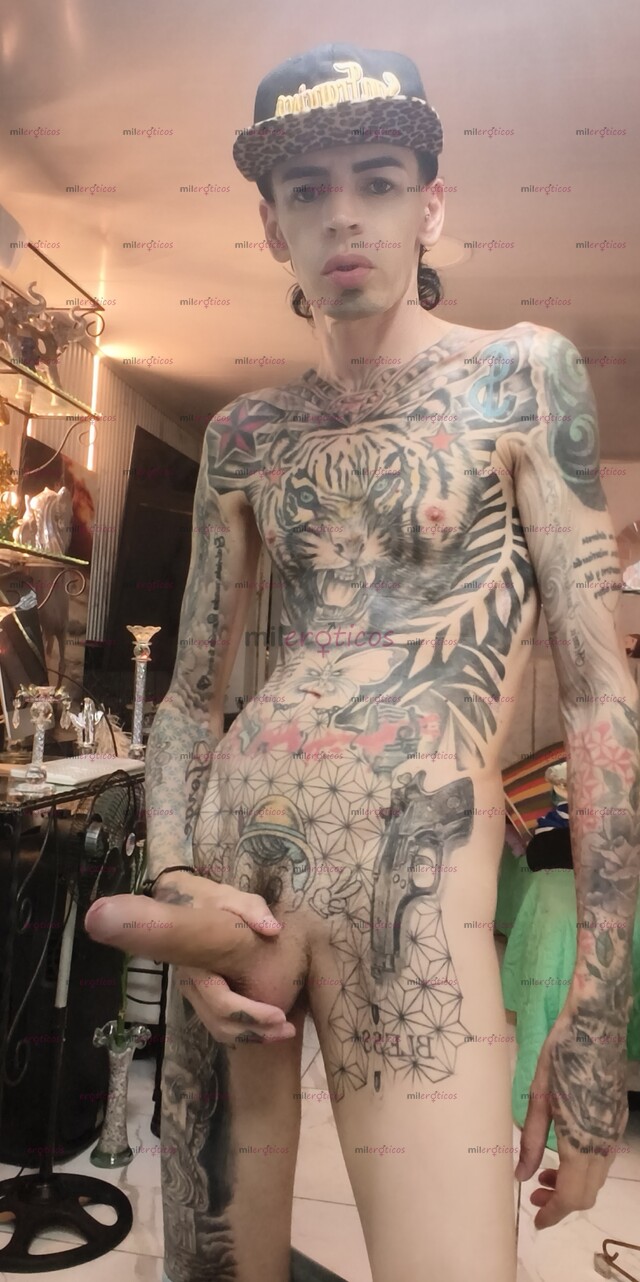 FOTOS DE FLACO ACTIVO TATUADO MORBOSO SEXUAL CON SITIO