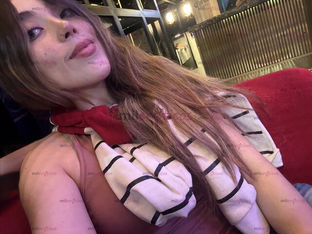 FOTOS DE ANGIE LINDA MONA SANTANDEREANA DISPUESTA A COMPLACERTE