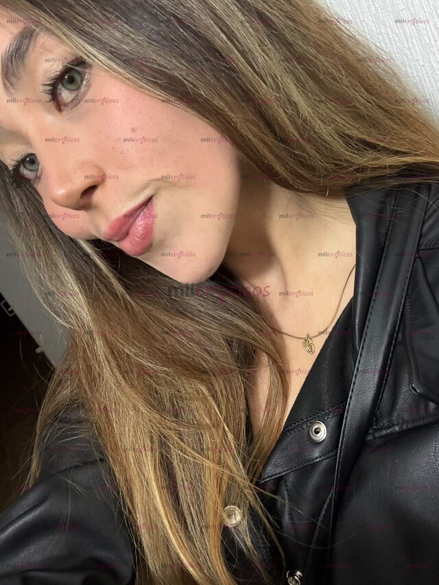 FOTOS DE ANGIE LINDA MONA SANTANDEREANA DISPUESTA A COMPLACERTE