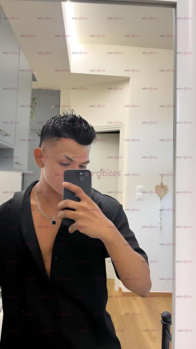 FOTOS DE SOY UN JOVEN, APUESTO, VERSÁTIL COMPLACIENTE Y SIN LÍMITES