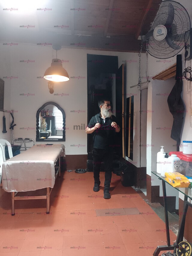 FOTOS DE MASAJES EROTICOS MANUAL EL VETERANO DISCRETO PASIVO VARONIL BARBA BLANCA MEDELLI