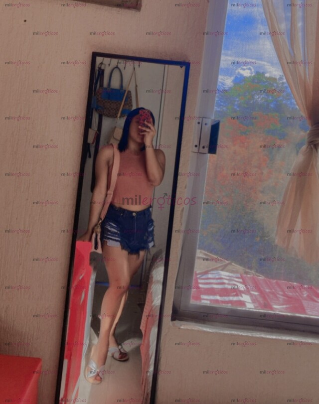 FOTOS DE SERÉ TU PUTITA ,LO QUE TÚ QUIERAS PAPI,USAME