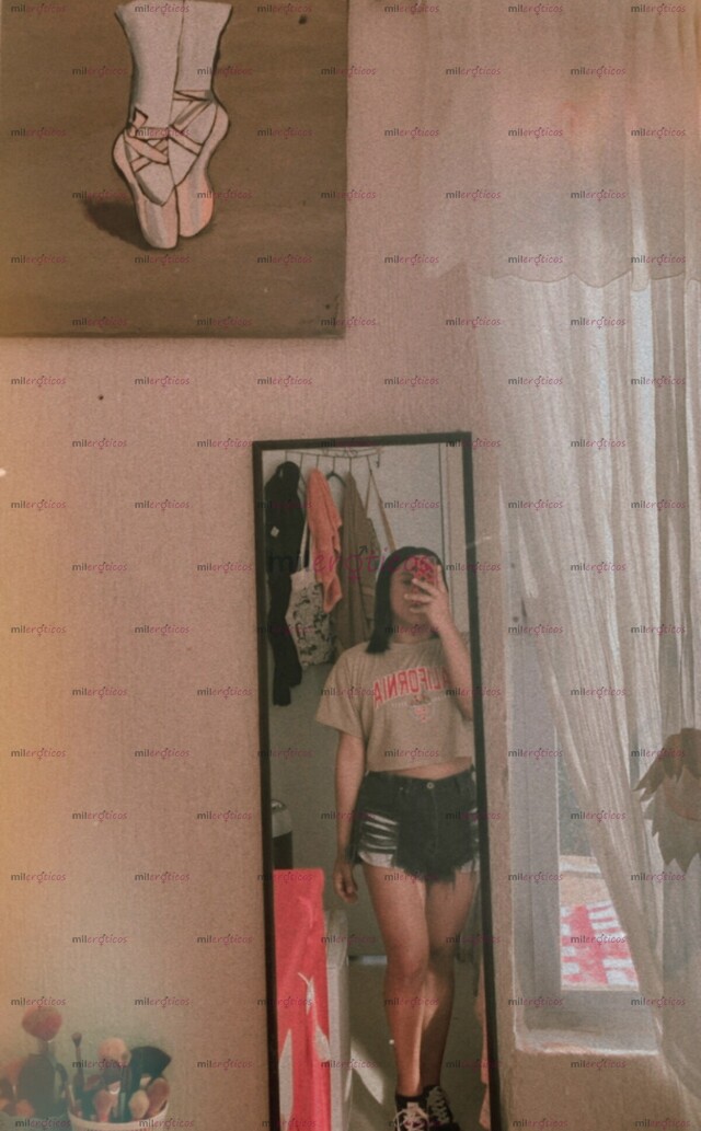 FOTOS DE SERÉ TU PUTITA ,LO QUE TÚ QUIERAS PAPI,USAME