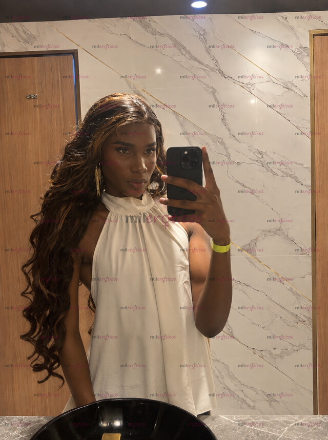 FOTOS DE LA TRAVESTI DE TUS SUEÑOS: ERÓTICA, TRANSGRESORA Y SIN TABÚES