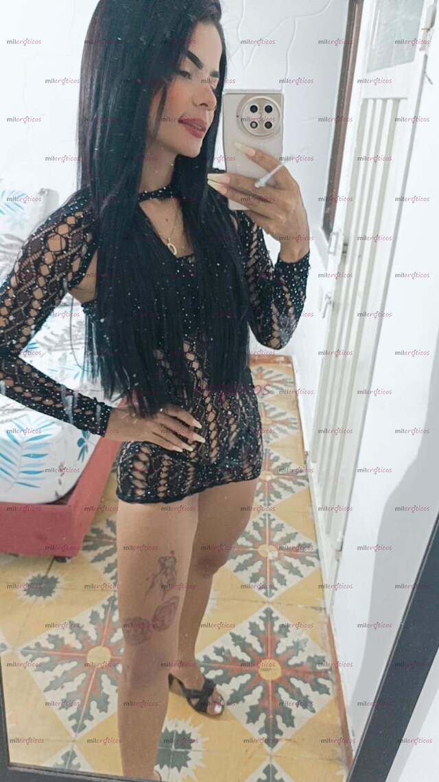 FOTOS DE LUNA DIOSA DEL PLACER Y DEL MORBO JUGOSITA VAGINA APRETADITA