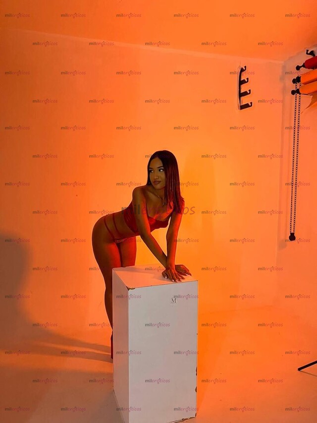 FOTOS DE ME ENCANTA QUE ME PONGAS DE RODILLA AMOR Y EN 4 PARA COJER RICO Y ME PONGAS