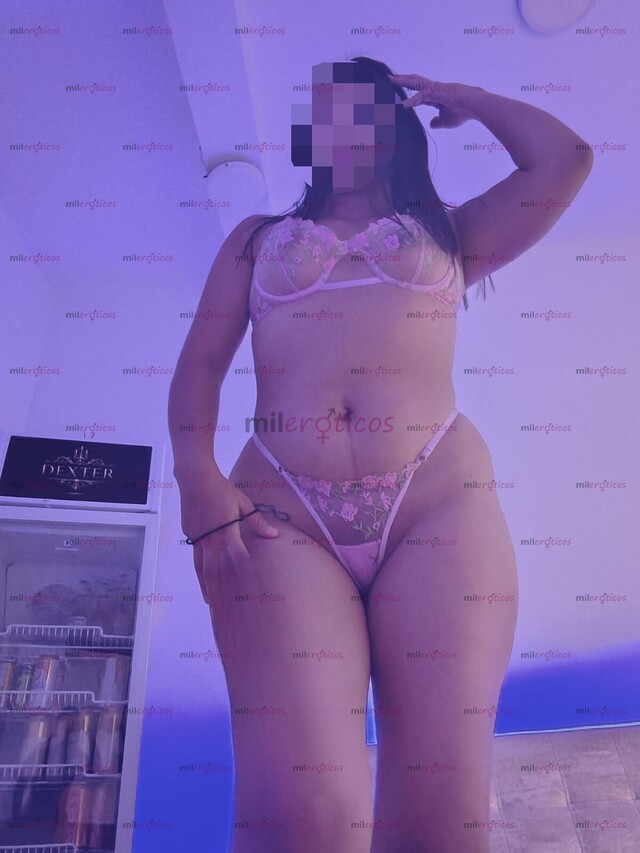 FOTOS DE ARDIENTE Y TRAVIESA SELENE ESTOY PARA CALMAR TU ANTOJO PAPI VISITAME