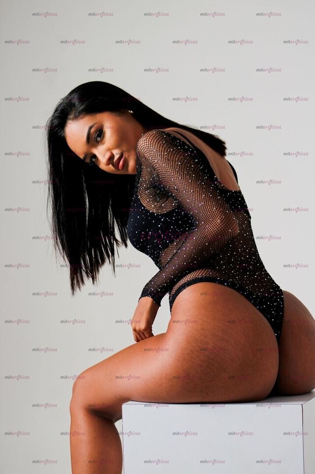 FOTOS DE SOY LA JOVEN PERRITA QUE BUSCA PARA SACARTE LA LECHITA BIEN RICO PAPI UNOS RICO