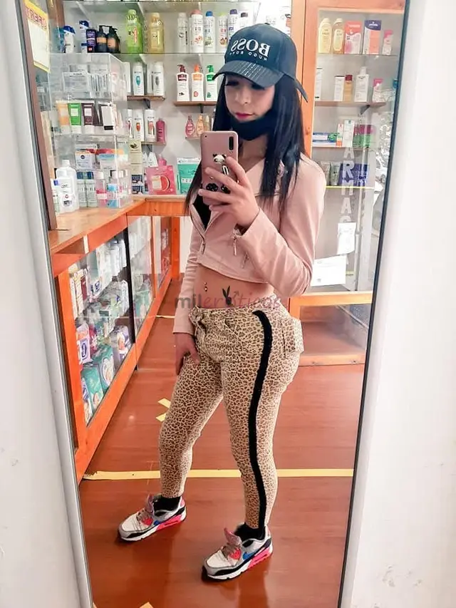 Hola venta de packs y videollamadas muestro todo pene culo ano cocos leche me gatillo me masturbo todo rico sbien degenerado xxx y packs onfire videos...