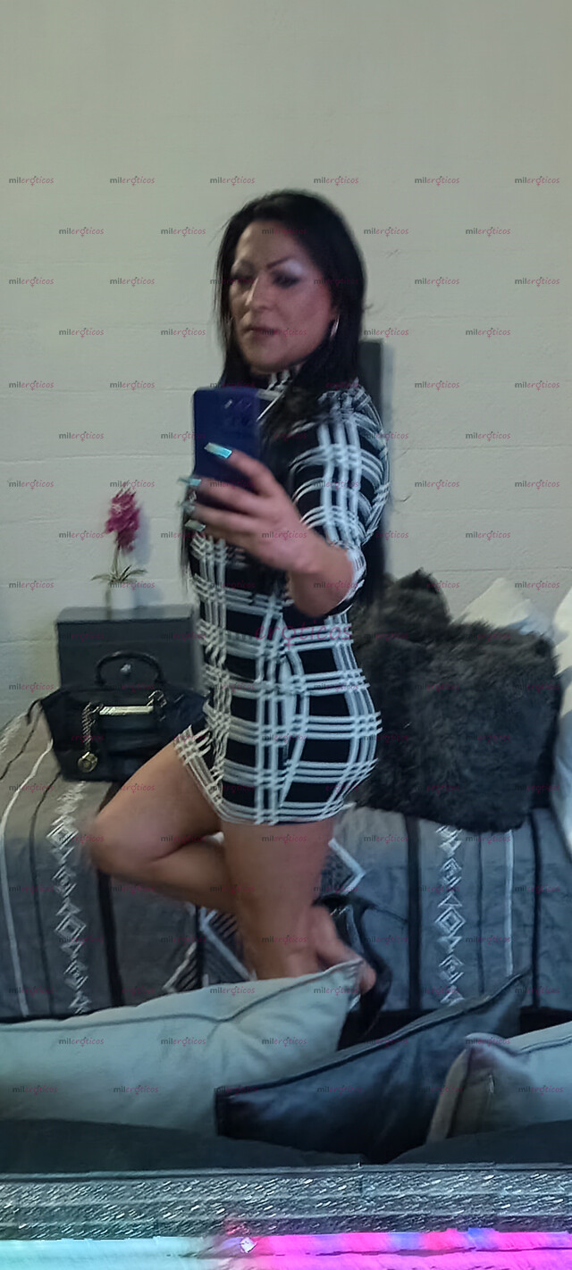 FOTOS DE HERMOSA TRANSEXUAL, COMPLACIENTE,CACHONDA, EXTROVERTIDA