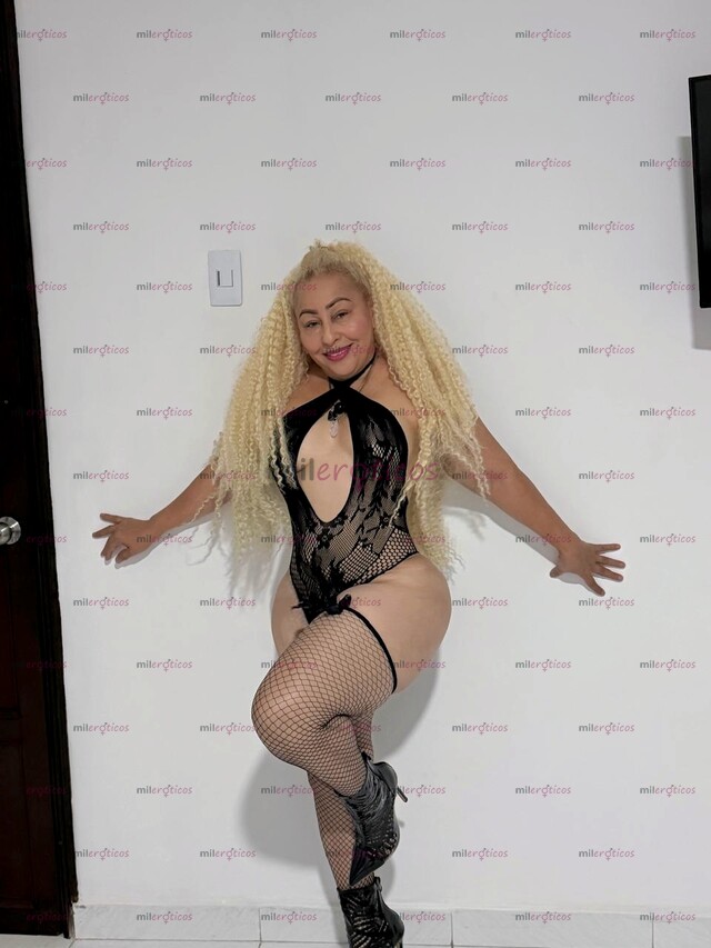 FOTOS DE VEN PAPI DAME RICO POR ESE CULO ME ENCANTA TODAS LAS POSES