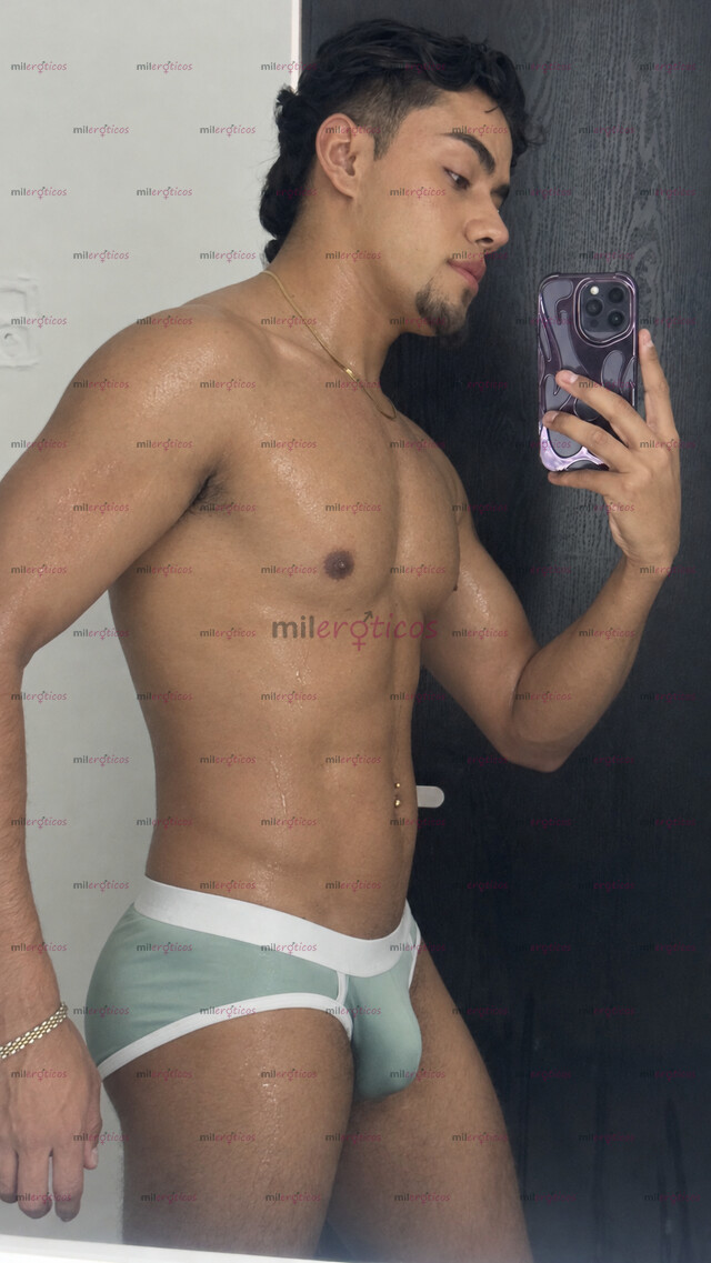 FOTOS DE JOVEN COLOMBIANO XL DE REGRESO AQUI, DISPONIBLE ÚLTIMOS DÍAS!!