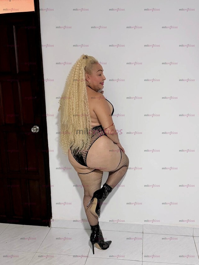 FOTOS DE VEN PAPI DAME RICO POR ESE CULO ME ENCANTA TODAS LAS POSES