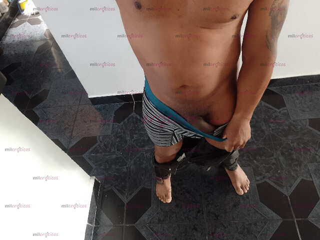 FOTOS DE TU AMANTE VERGÓN REAL LARGA PARA DARTE BIEN DURÓ PARA QUE QUEDES SATISFECHO