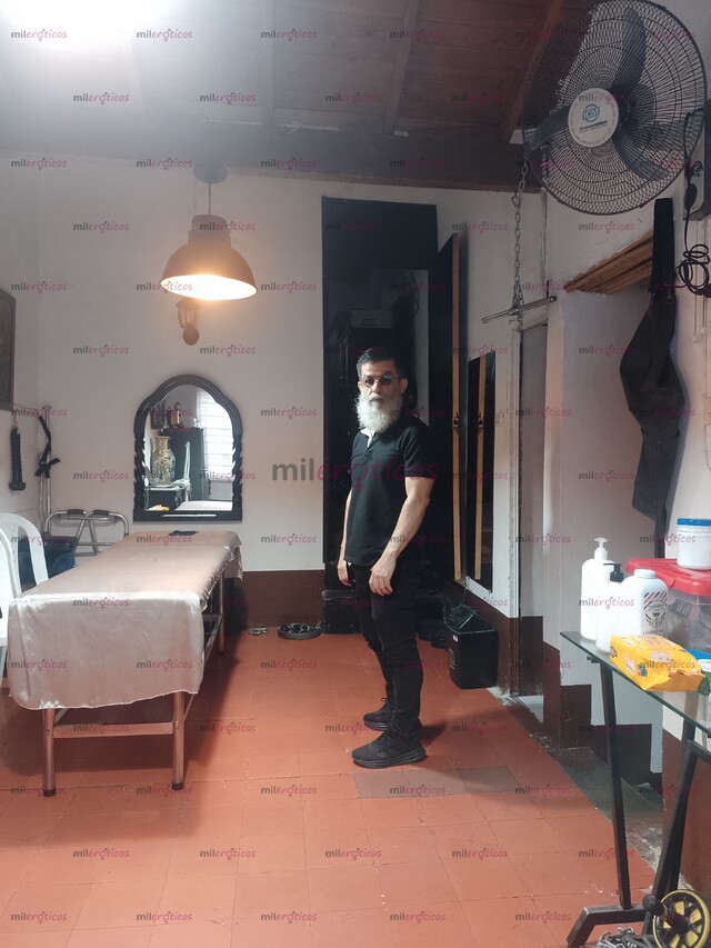 FOTOS DE VETERANO EN MASAJES Y DEPILACIONES OFREZCO SERVICIO EN LA CIUDAD DE MEDELLIN