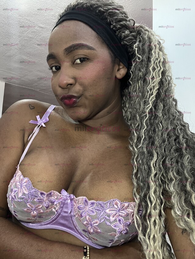 FOTOS DE MORENA RIKA TETONA & CULONA PARA COMPLACERTE