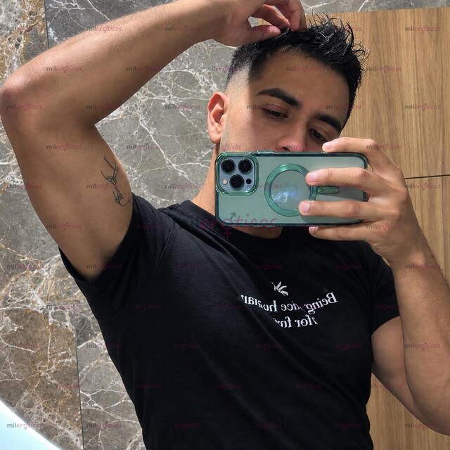 FOTOS DE PASIVO MORENO DE REGRESO PARA BRINDARTE EL MEJOR SERVICIO MASCULINO DE LA ZONA