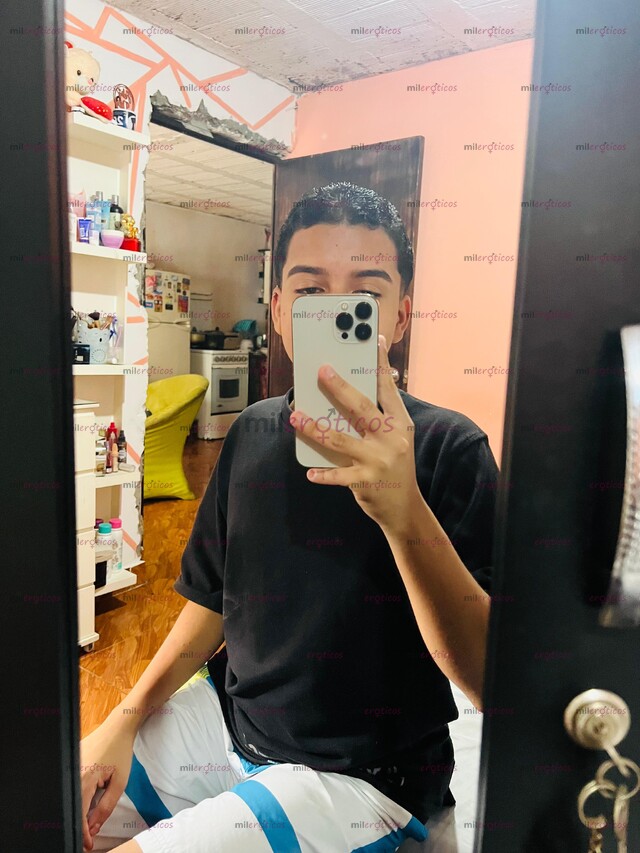 FOTOS DE VERSATIL, ME LE MIDO A LO QUE SEA TODO DEPENDE COMPLACIENTE