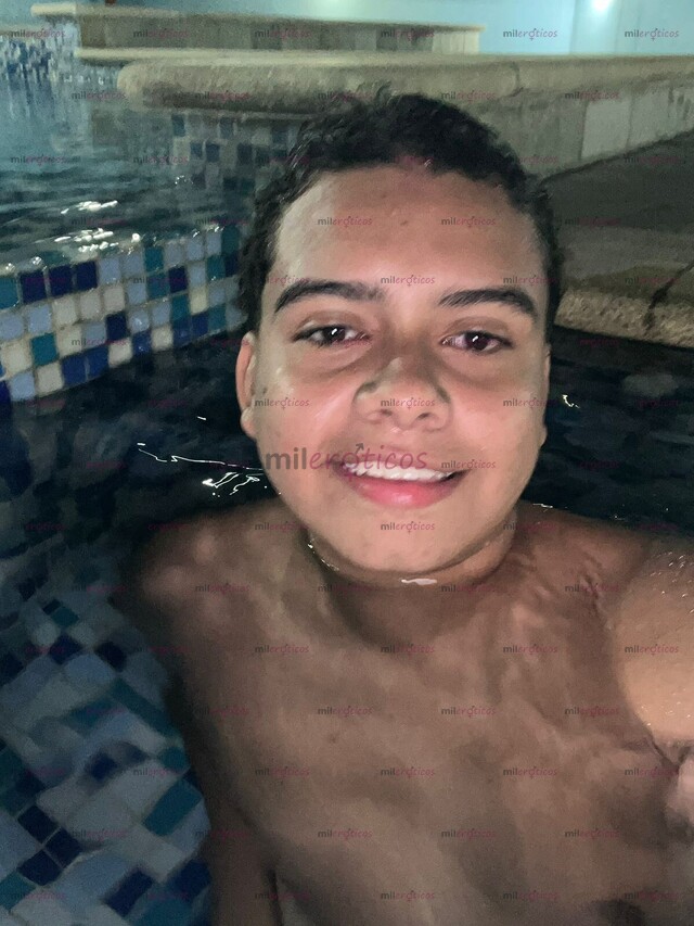 FOTOS DE VERSATIL, ME LE MIDO A LO QUE SEA TODO DEPENDE COMPLACIENTE