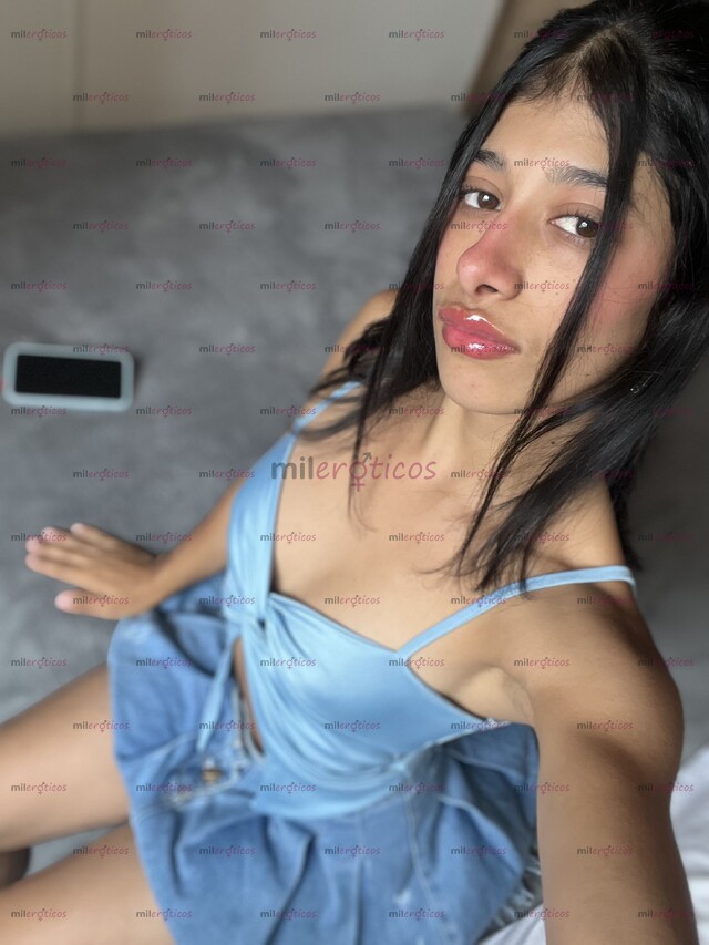 FOTOS DE JUGUETONA Y PELINEGRA,SOY TU CHICA MALA QUE ESTÁ DE VISITA EN LA CIUDAD
