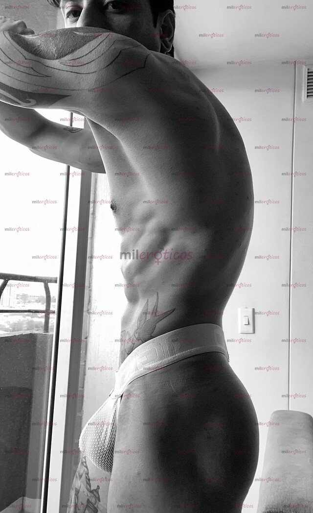 FOTOS DE TWINK MORBOSO APASIONADO CON GANAS DE COMPLACERTE