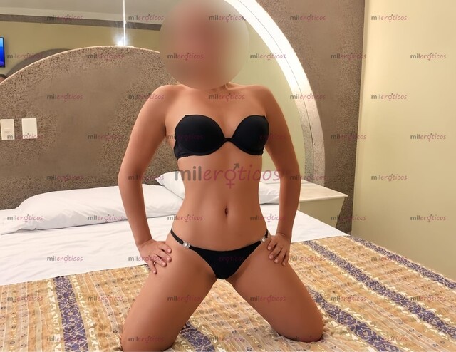 FOTOS DE DELGADITA SABROSA!! APRIETO RICO PAPI SOY BIEN CALIENTE