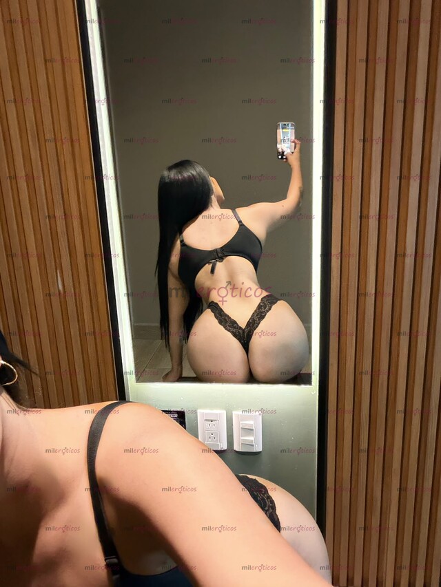 FOTOS DE CRISTAL CHICA TAPATÍA SUPER COMPLACIENTE DEJATE CONSENTIR