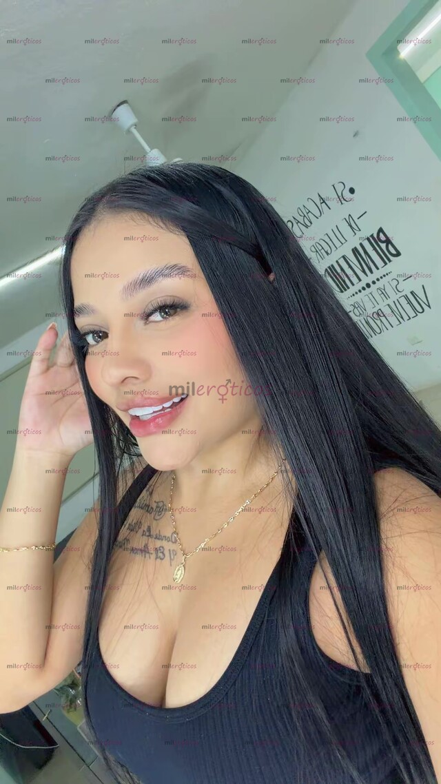 FOTOS DE COLOMBIANA SENSUAL Y ATRACTIVA CON TRATO DE NOVIOS