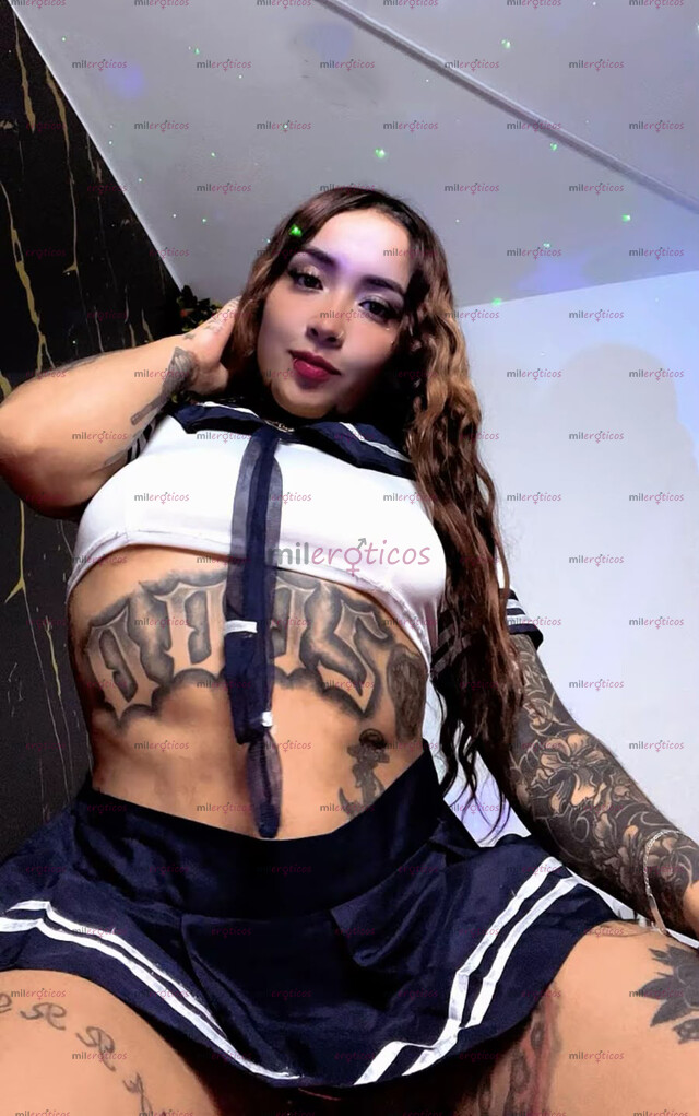 FOTOS DE TATUADA CON CULO DELICIOSO PARA QUE ME DES TU LECHITA BB, RICO ORAL NATURAL
