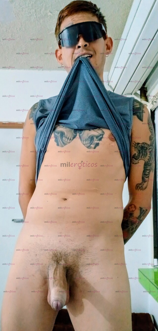 FOTOS DE OMAR ESCORT GAY EN LA LAGUNA... MI VERGA ESTA LISTA PARA TI