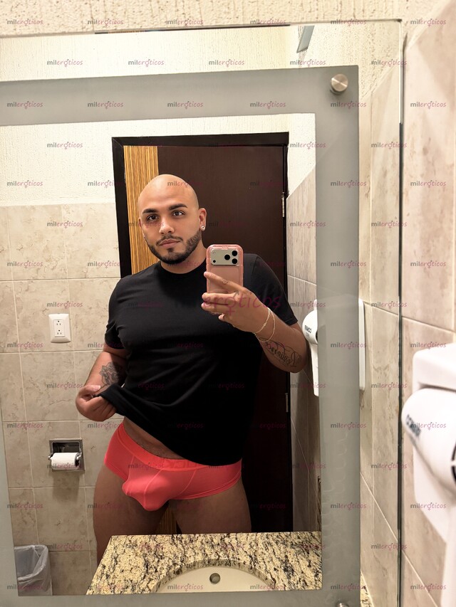 FOTOS DE VATO CALIENTE Y COMPLACIENTE ÚNICOS DÍAS POR TU CIUDAD!
