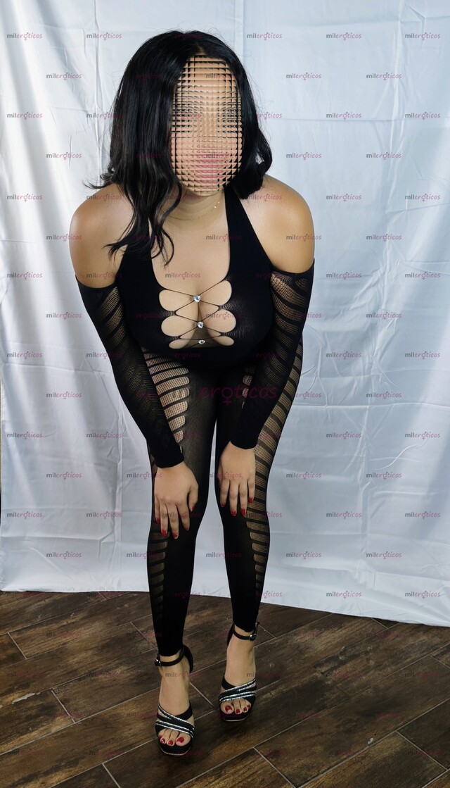 FOTOS DE TETONA PECHOS NATURALES MUY SENSUAL DISPONIBLE LAS 24 HORAS