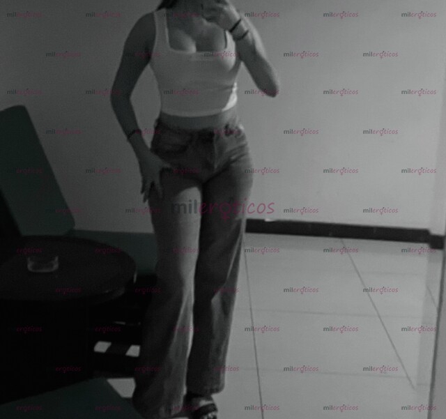 FOTOS DE DULCE GÜERITA NALGONCITA LISTA PARA CUMPLIR TUS FANTACIAS