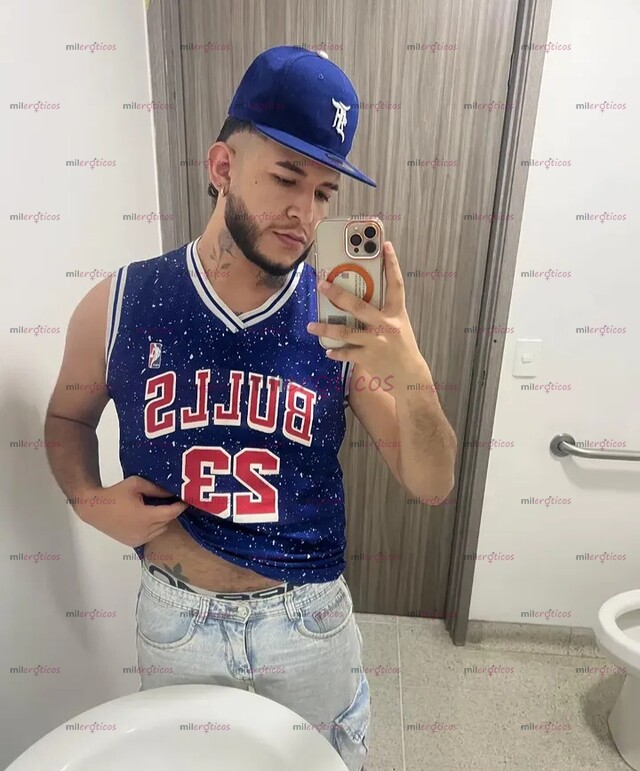 FOTOS DE MACHO, TATUADO, SERIO VERSATIL, MUY COMPLACIENTE