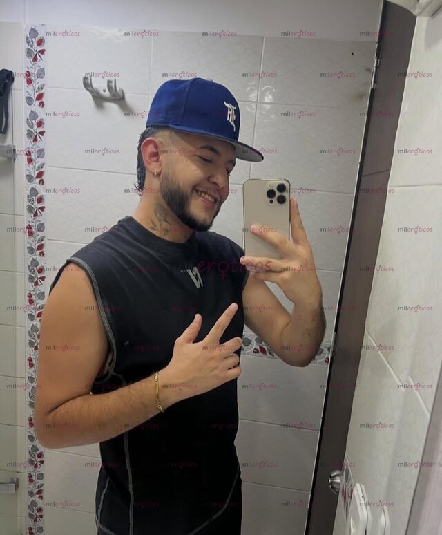 FOTOS DE MACHO, TATUADO, SERIO VERSATIL, MUY COMPLACIENTE