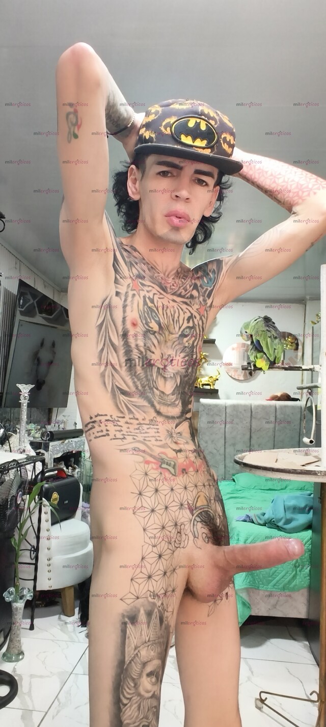 FOTOS DE FLACO ACTIVO TATUADO VERGON MORBOSO CON SITIO