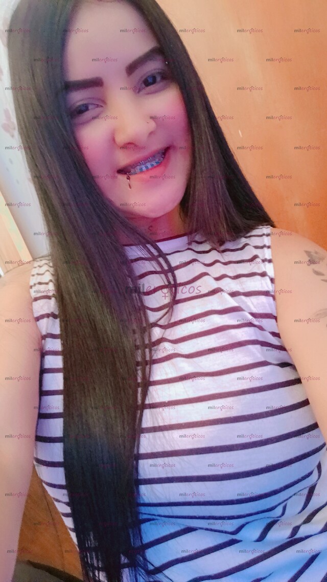 FOTOS DE HOLA AMOR UN GUSTO SOY KAROL TENGO 20 AÑOS ESTOS SON MIS SERVICIOS:
