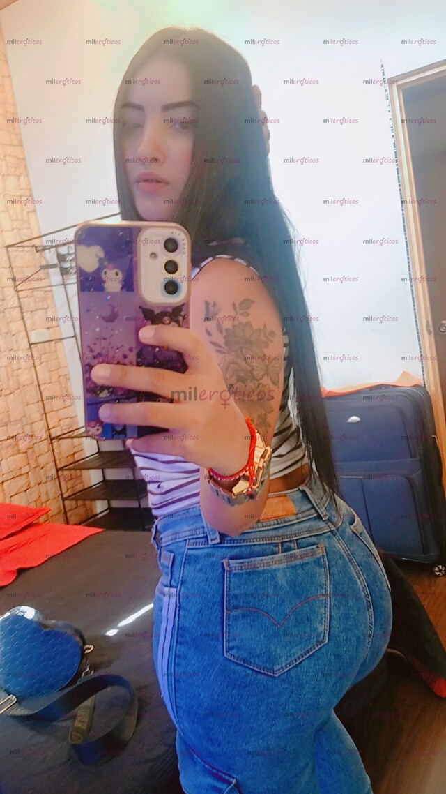 FOTOS DE HOLA AMOR UN GUSTO SOY KAROL TENGO 20 AÑOS ESTOS SON MIS SERVICIOS: