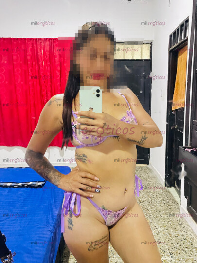 FOTOS DE TU HERMOSA MALVADA PELI NEGRA DISPUESTA A COMPLACERTE