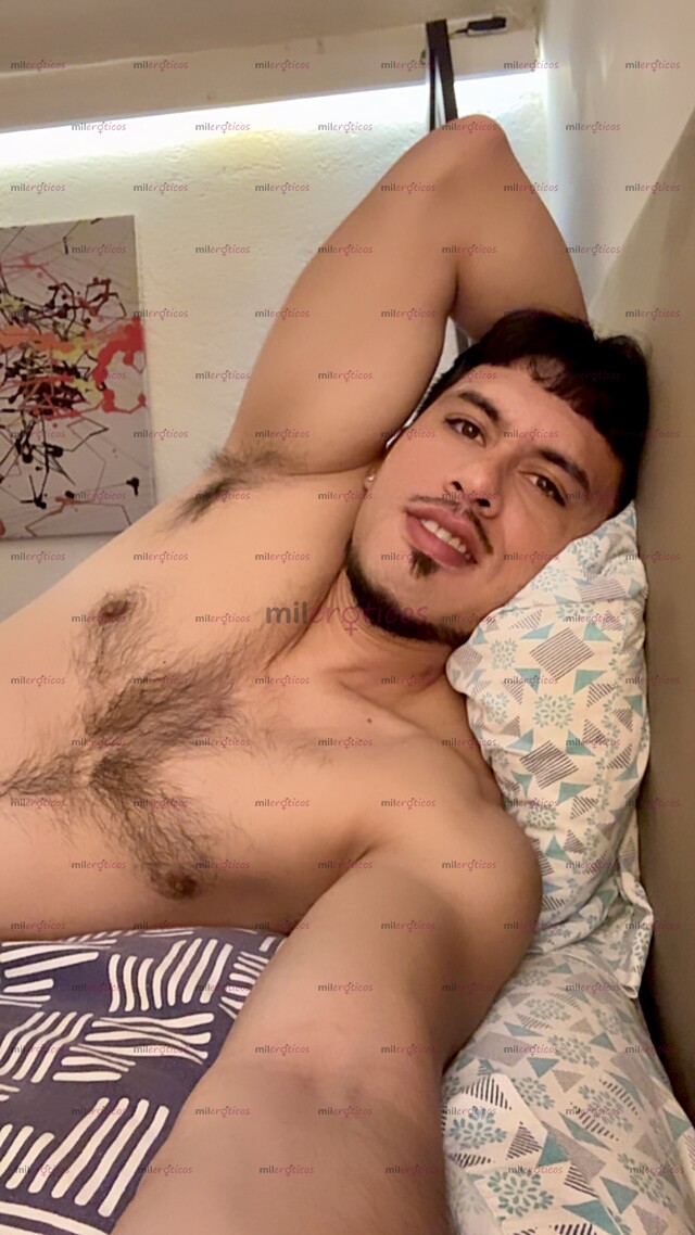 FOTOS DE SABROSO HOMBRE MASCULINO ,PELUDO CON BUENA HERRAMIENTA 18CM CON LUGAR!!!!