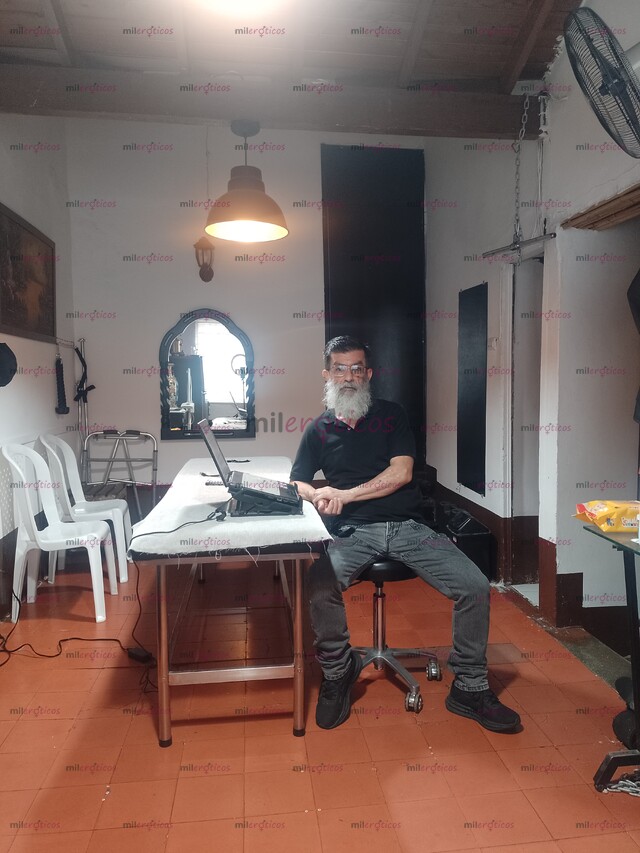 FOTOS DE MI NOMBRE DIDONELIO LÓPEZ LÓPEZ MASAJISTA PROFESIONAL EN MEDELLÍN