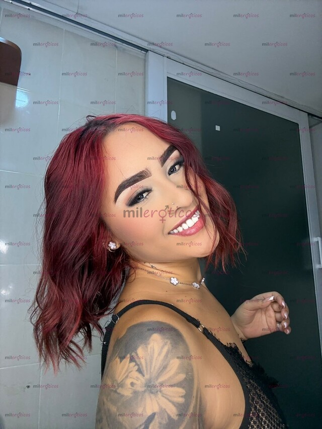 FOTOS DE LAURA,TU HERMOSA FLACA DE PIEL BLANQUITA Y HERMOSA