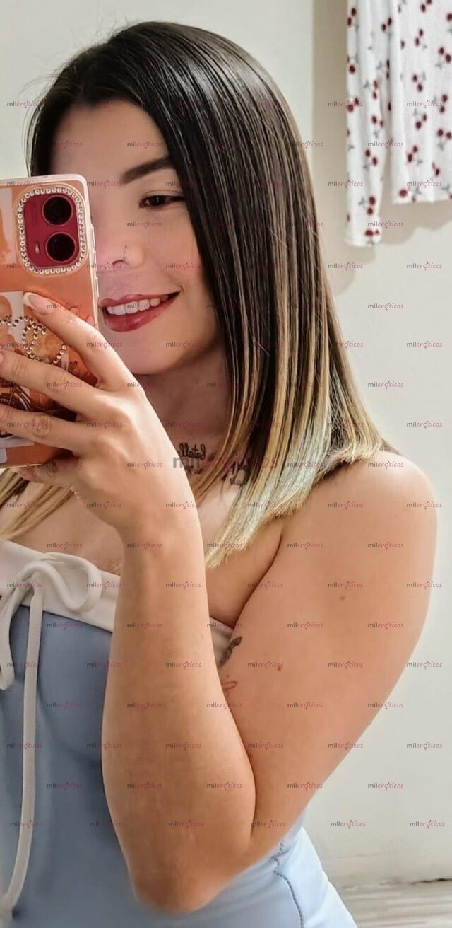 FOTOS DE ALEXA BB PETIT TIERNA ESTRECHITA Y ROSITA