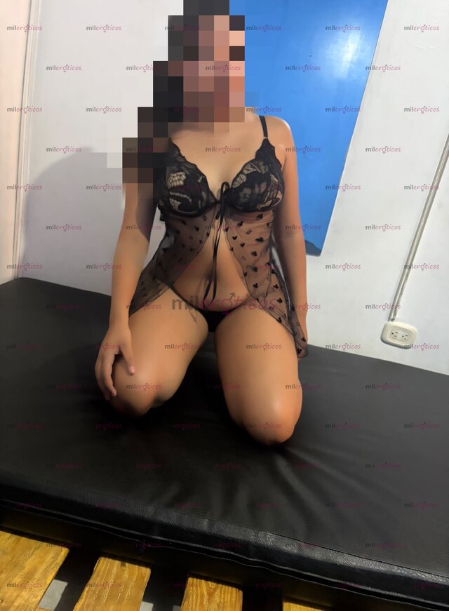 FOTOS DE JOVEN MASAJISTA TIERNA Y DELICADA, NUEVA EN MASAJES, PERO DISPONIBLE.