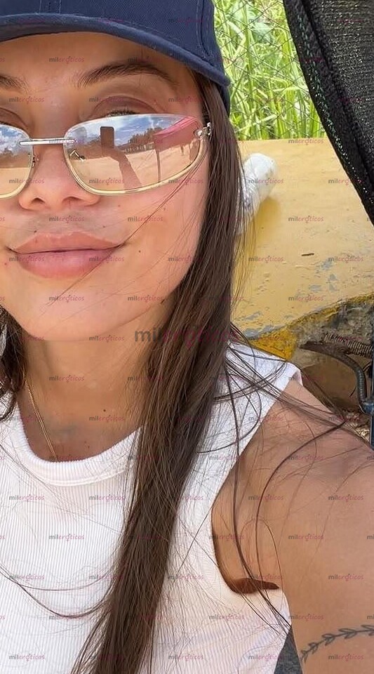 FOTOS DE JOVEN Y COMPLACIENTE COLOMBIANA HERMOSA FLAQUITA FOTOS REALES! POCOS DIAS