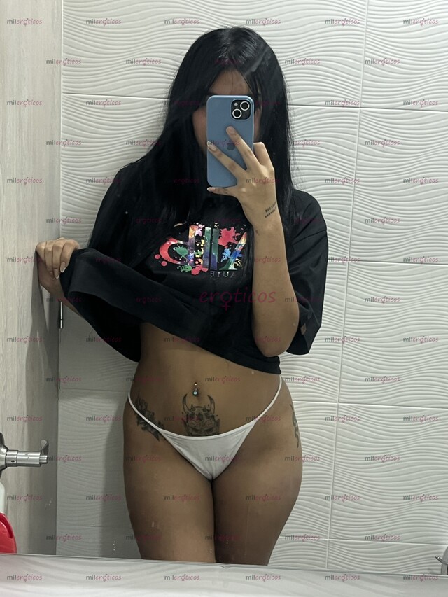 FOTOS DE HERMOSA FLAQUITA DE 18 AÑOS , JOVENCITA NATURAL , CUERPO DELGADO