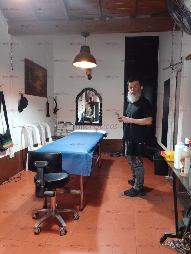 FOTOS DE MASAJISTA PROFESIONAL DIDONELIO LOPEZ LOPEZ BUENOS AIRES MEDELLIN