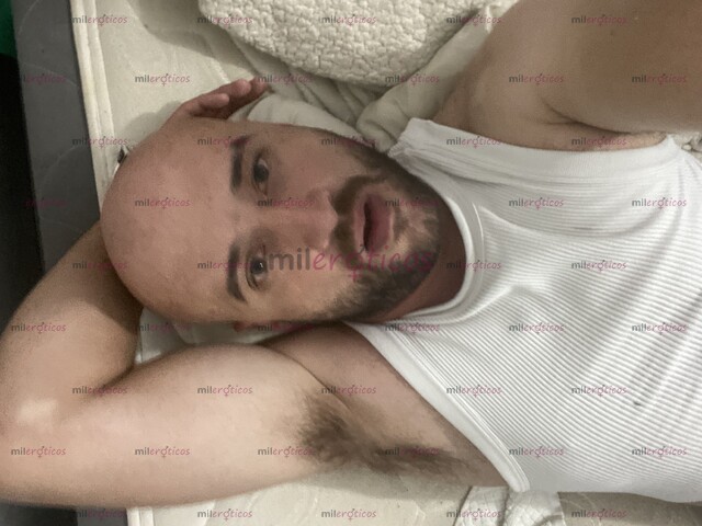 FOTOS DE ANDY NUEVO EN LA MEDELLÍN, VELLUDO, TRANQUILO CON UN PENE PELUDO