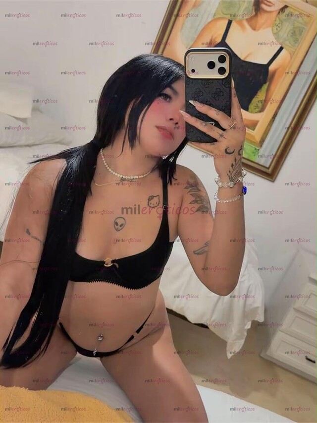 FOTOS DE SOY ESMERALDA UNA DIOSA COMPLETAMENTE HERMOSA PARA TI