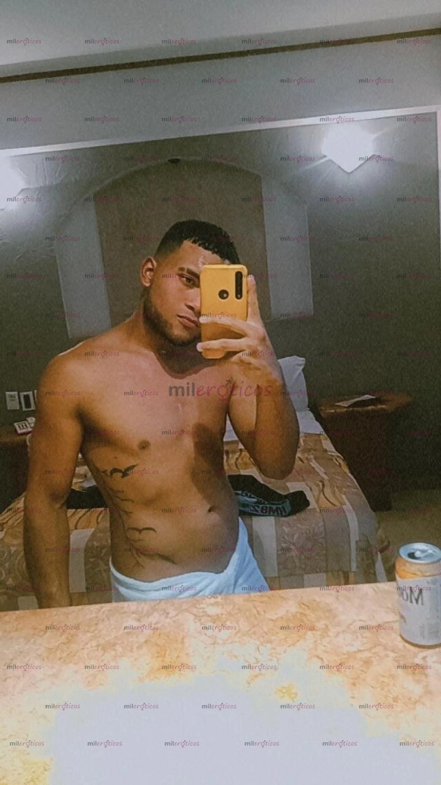 FOTOS DE VENEZOLANO ACTIVO 20 CM DE VERGA 24 AÑITO